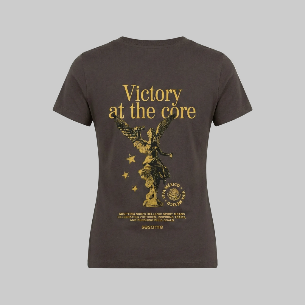 Camiseta Victory At The Core